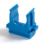 PR13.0062; Крепёж-клипса для труб АБС-пластик синяя Ø25 в малой упаковке (10шт/500шт уп/кор)