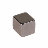 72-3205; Неодимовый магнит куб 5х5х5мм сцепление 0.95 кг (упаковка 16 шт)