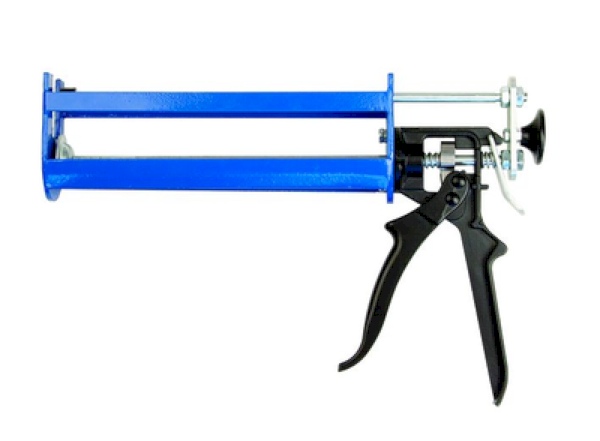 DN1202 Пистолет для 2х компонентной пены ДКС (DKC) по цене 26000 руб.